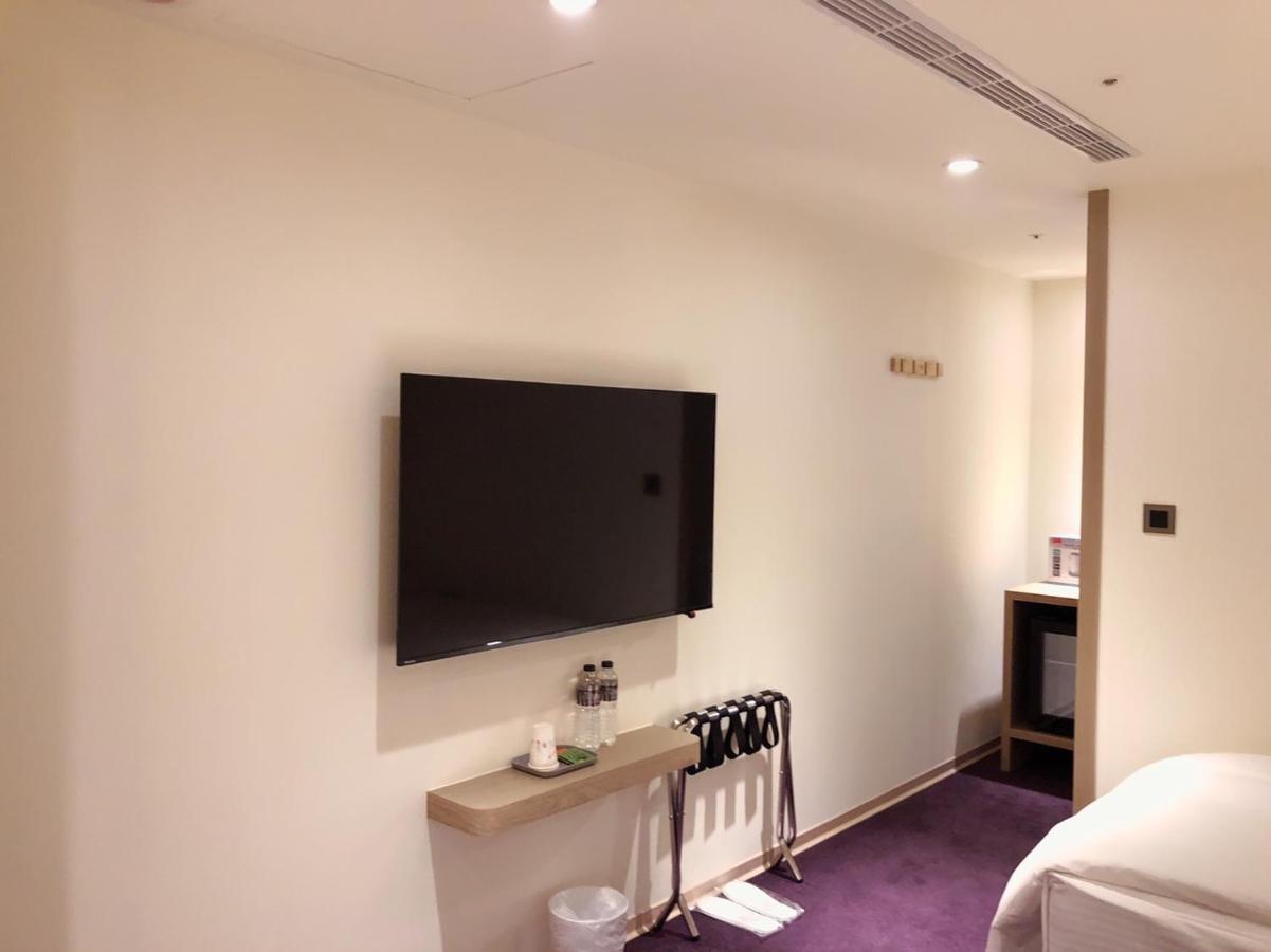 Michi Hotel - Luodong Exterior photo